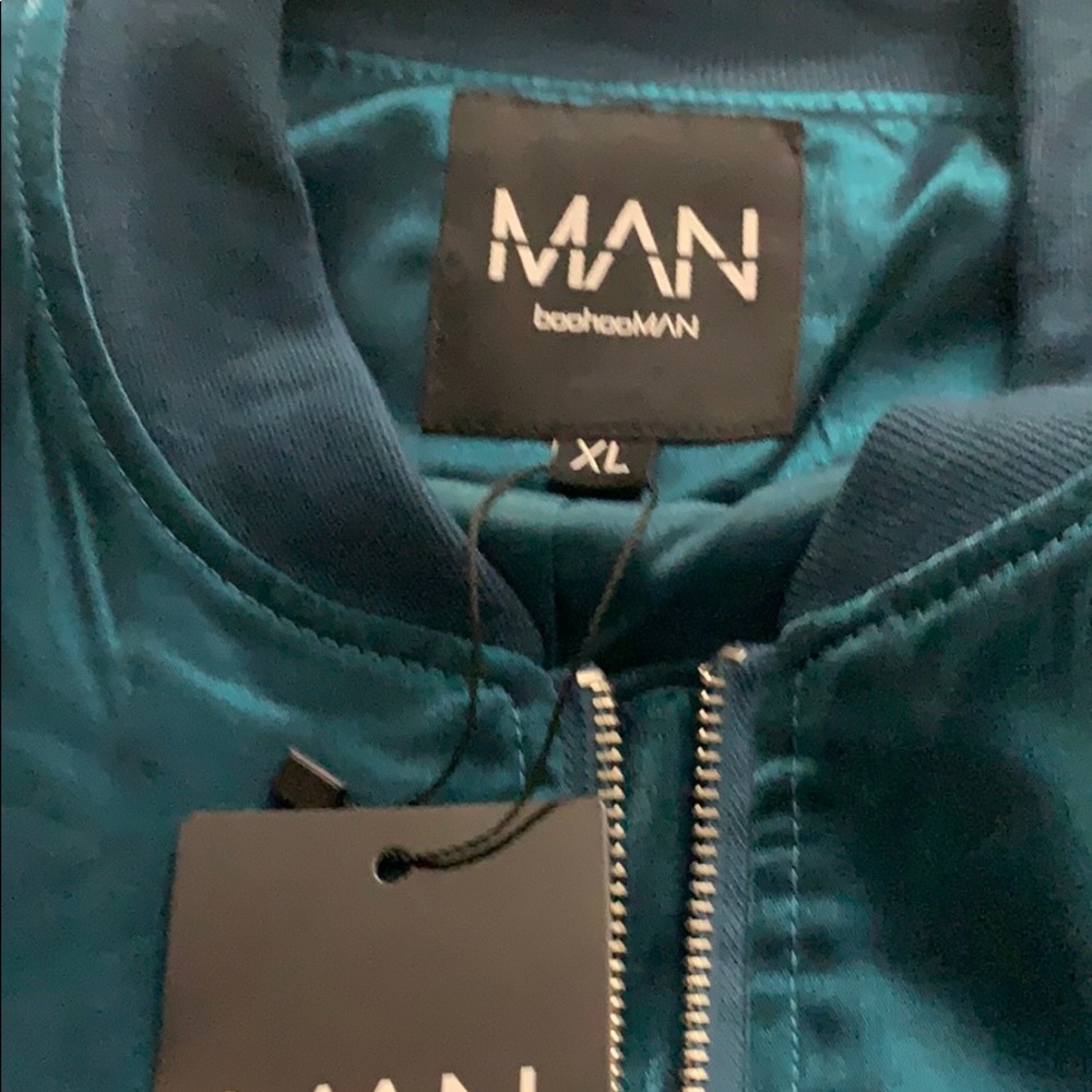 Jacket - Picture 2 of 3